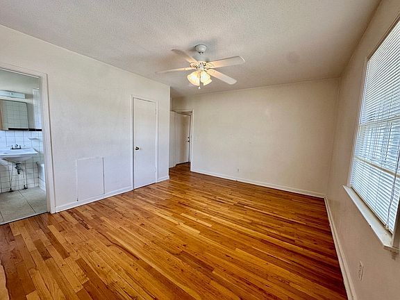 3rd image of 153 S Ross St #153W