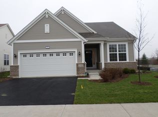2743 Northmoor Dr, Naperville, IL 60564