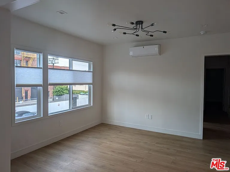 1125 Lodi Pl #1127-1/2 — Photo 11
