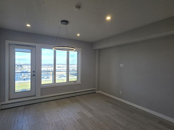 3rd image of 60 Skyview Ranch Rd NE #2519