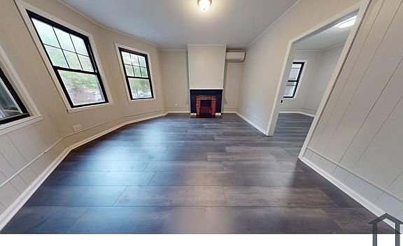 2nd image of 51 Cassidy Pl Floor 1
