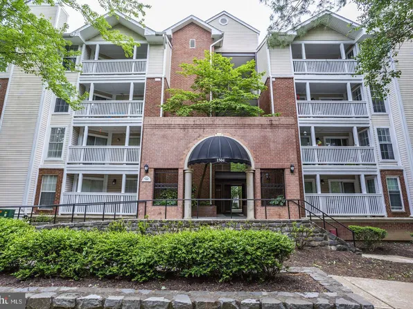 1504 Lincoln Way APT 321, Mc Lean, VA 22102