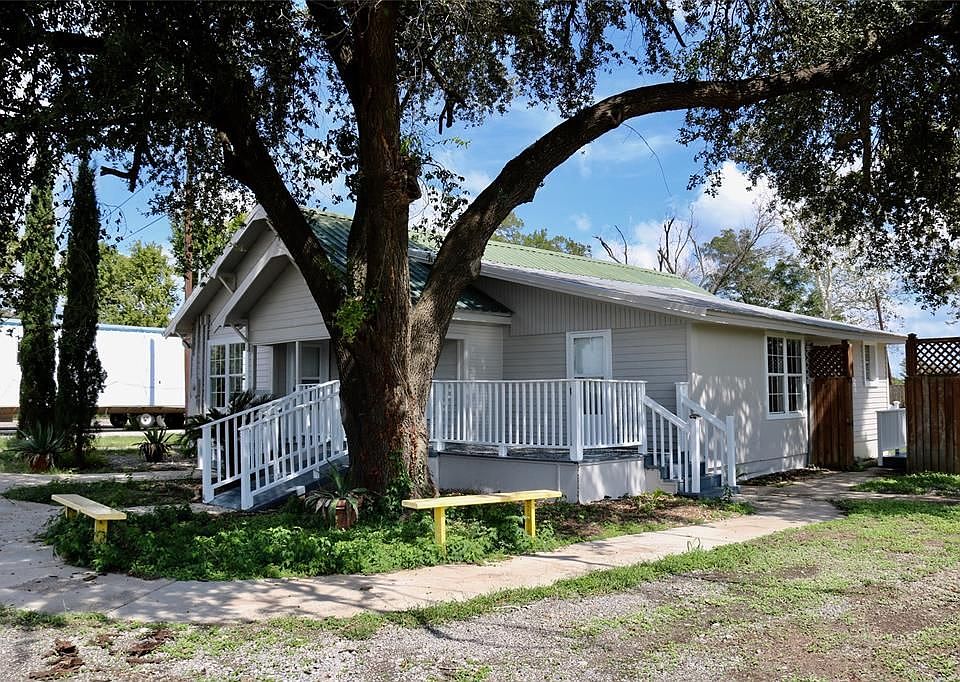 8861 County Road 424 Navasota TX Zillow