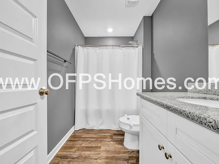 413 Scarborough St — Photo 14