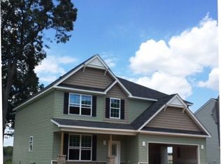 3659 Briarmeade Rd, Greensboro, NC 27405