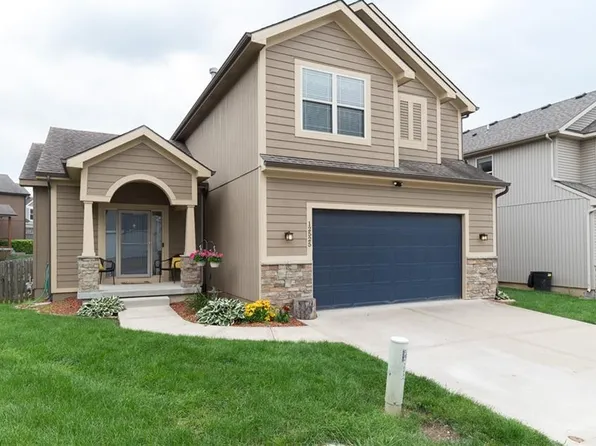 12525 Charlotte St, Kansas City, MO 64146