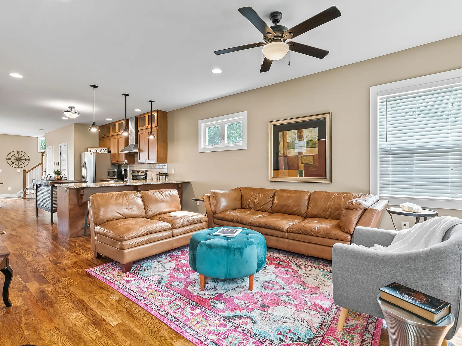 3 bed, 2.5 bath, 1500 sqft, $2,900 — Photo 3