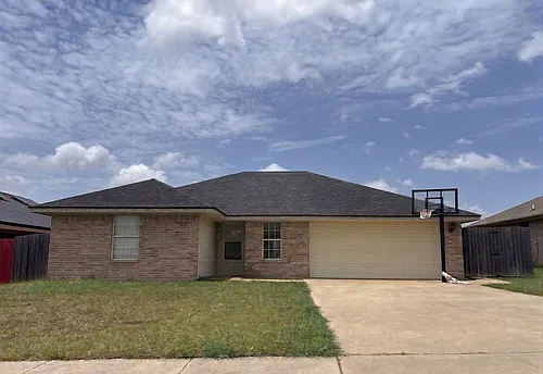 2611 Littlewood Dr Photo 1