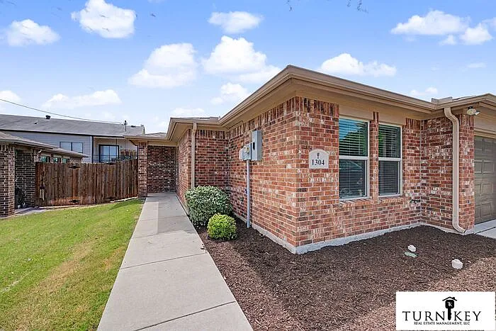 1324 White Sand Dr — Photo 25