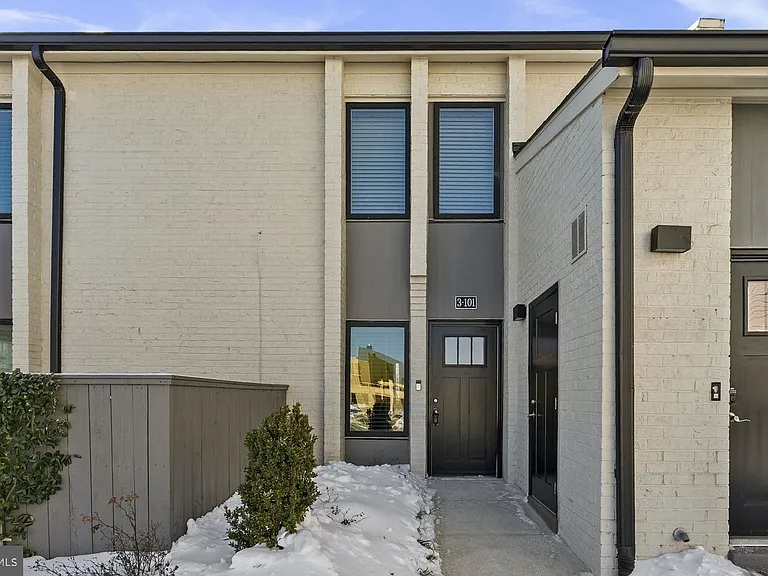 19520 Village Walk Dr #3-101 — Photo 23