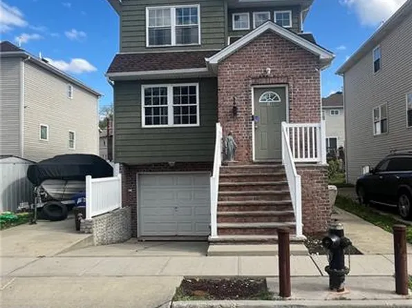 18 Edgeview Ln, Staten Island, NY 10302