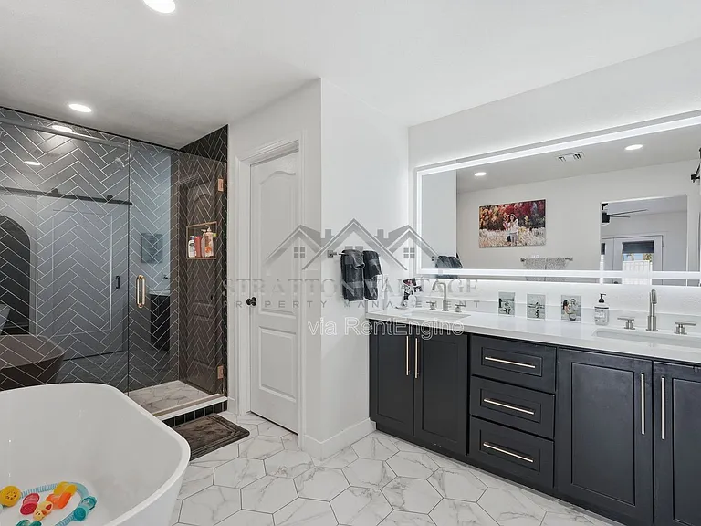 8516 E Lewis Ave — Photo 24