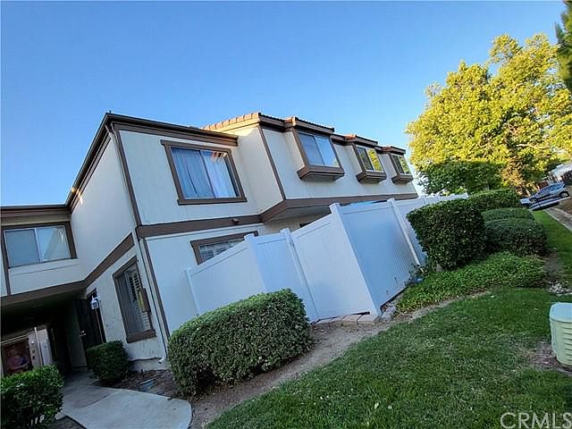 1st image of 1208 S Cypress Ave