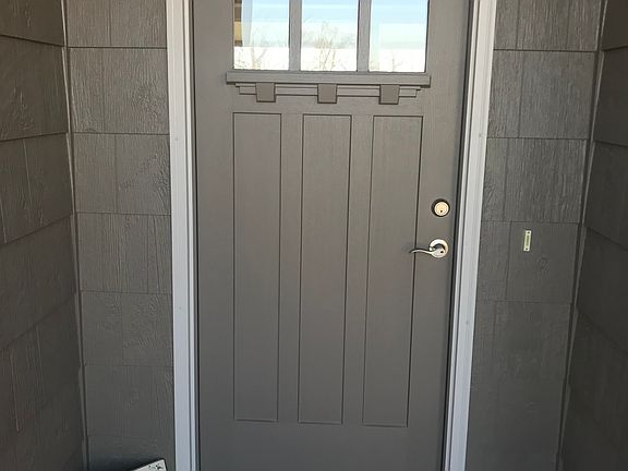 4th image of 1311 N Shadow Rock Dr