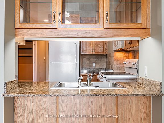 4th image of 797 Don Mills Rd #809
