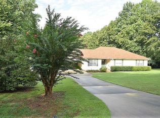 880 Tanglewood Dr, Dublin, GA 31021