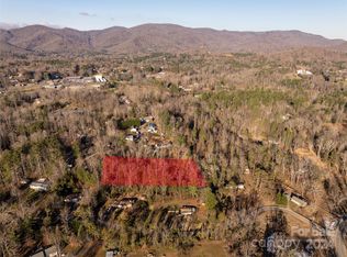 10 McGee Hill Rd, Fairview, NC 28730
