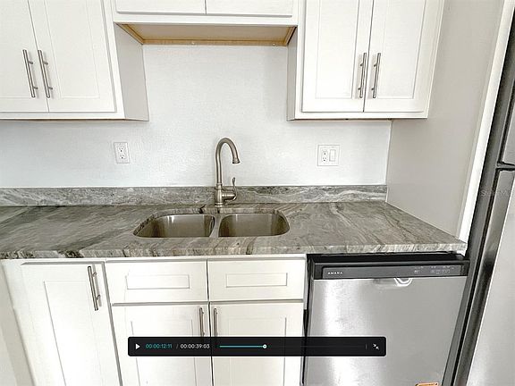 5th image of 24 Lynn Way #25