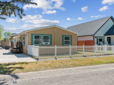 411 3rd Ave E, Three Forks, MT, 59752