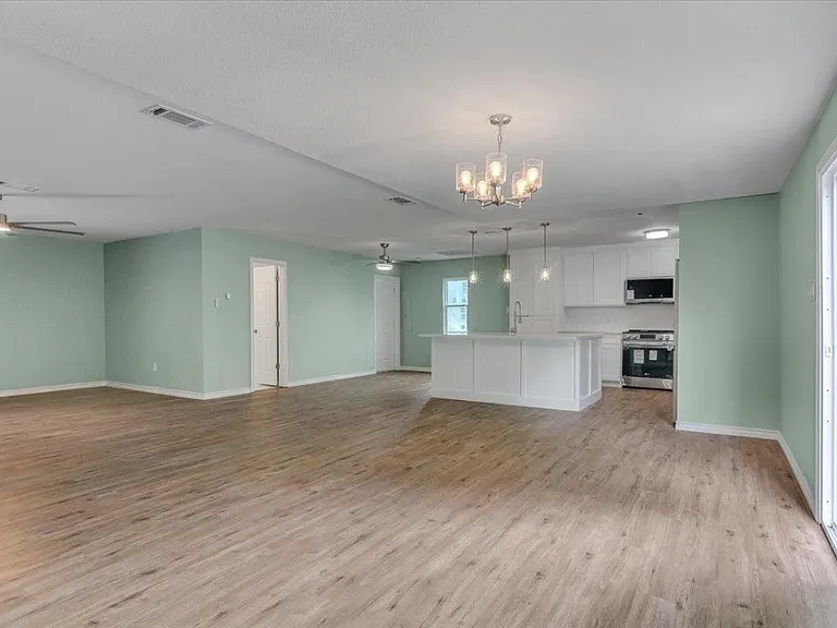 Granger Dr — Photo 14