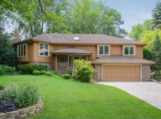 17905 3rd Ave N, Plymouth, MN 55447