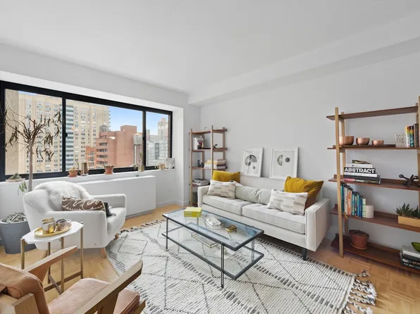 200 East 87th Street image 1 of 8