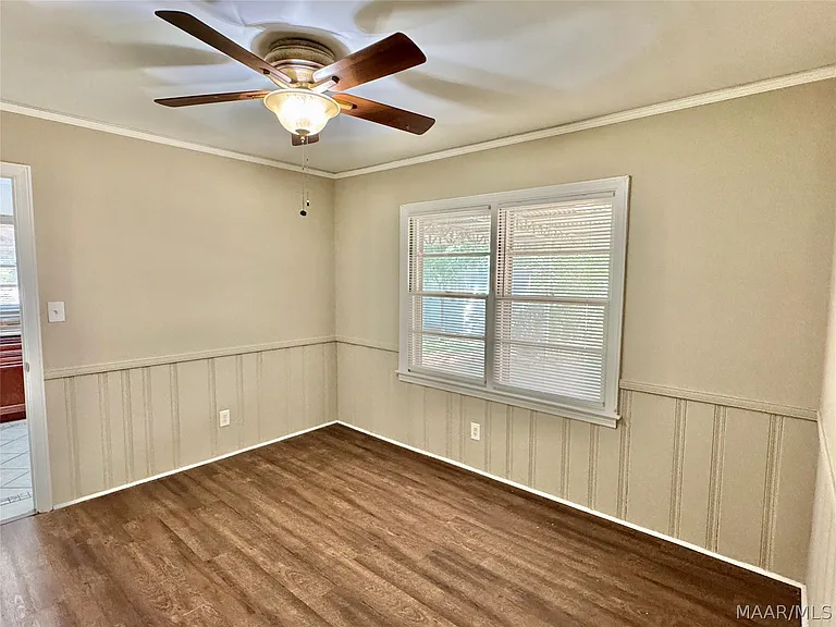 804 Hillman St — Photo 26