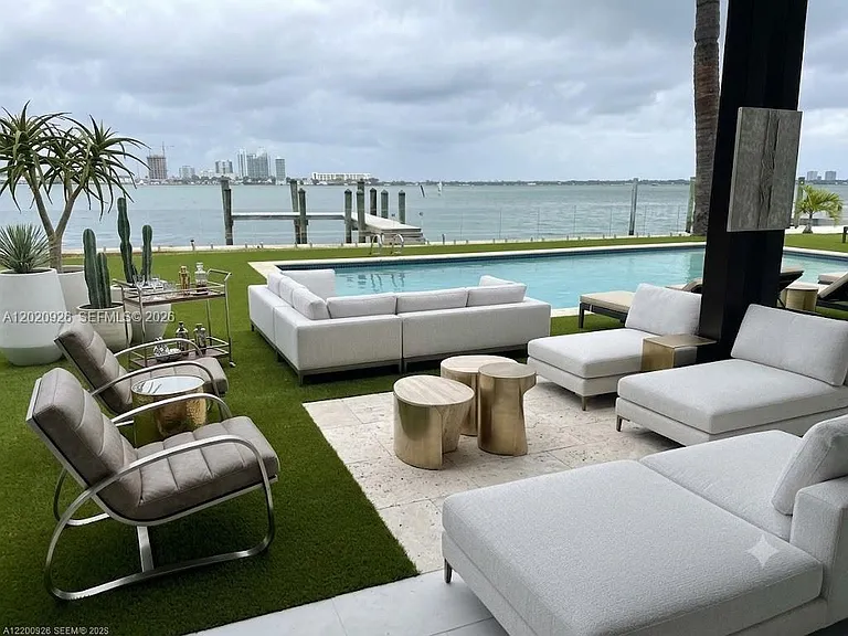 1101 S Shore Dr — Photo 9