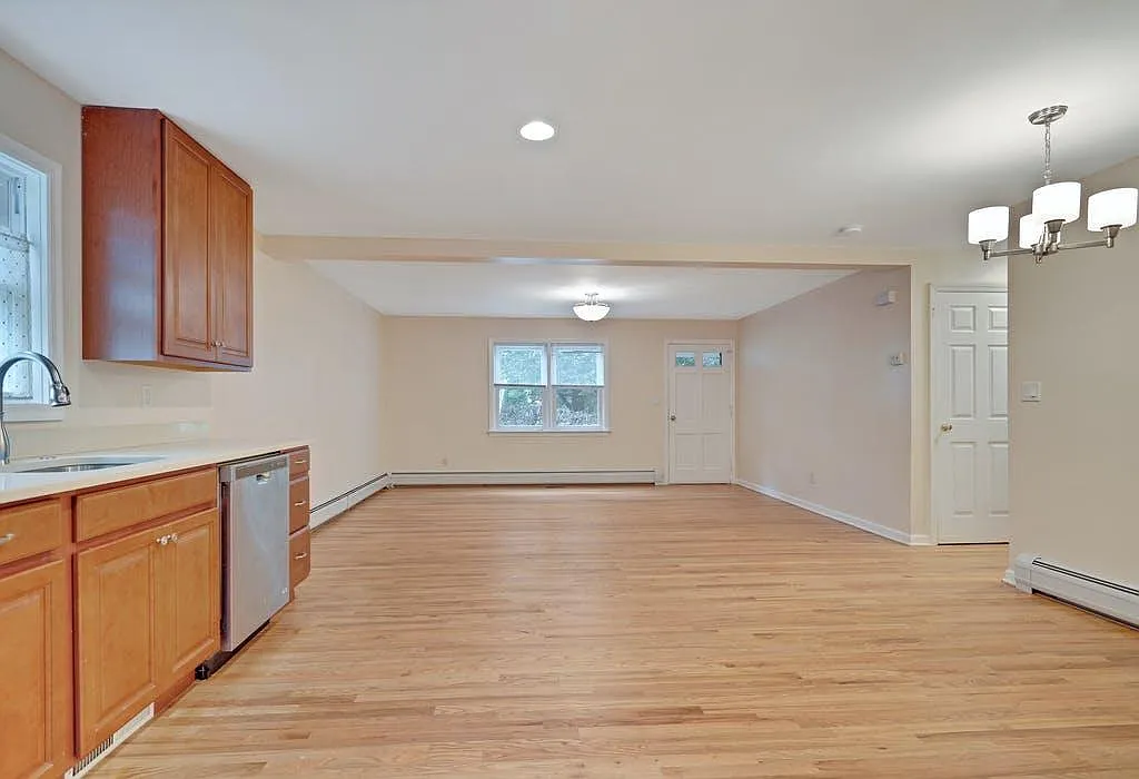 125 Lenox Ave — Photo 4