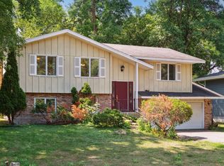 536 Division St, Excelsior, MN 55331