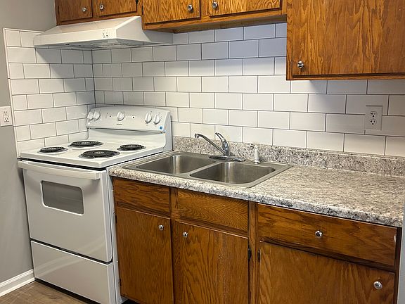 5th image of 1462 Broad St #12