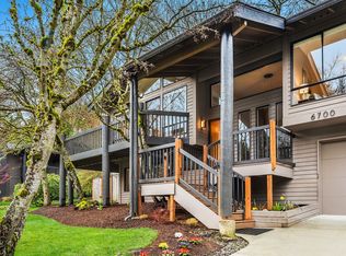 6700 81st Ave SE, Mercer Island, WA 98040