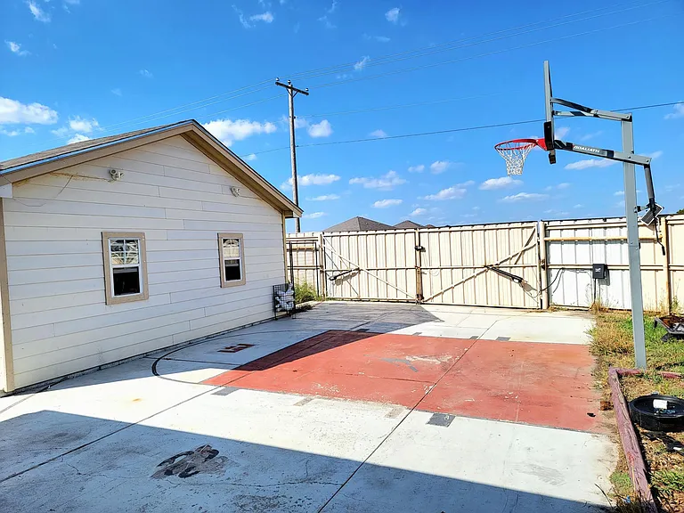 4805 Mohawk Dr — Photo 30