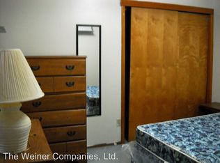 906 W Springfield Ave APT 7, Urbana, IL 61801