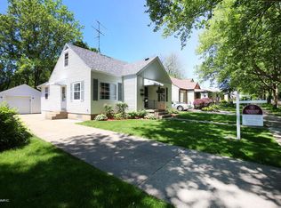 1223 Portland Ave NE, Grand Rapids, MI 49505