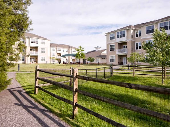 626 Towne Center Dr #602-F