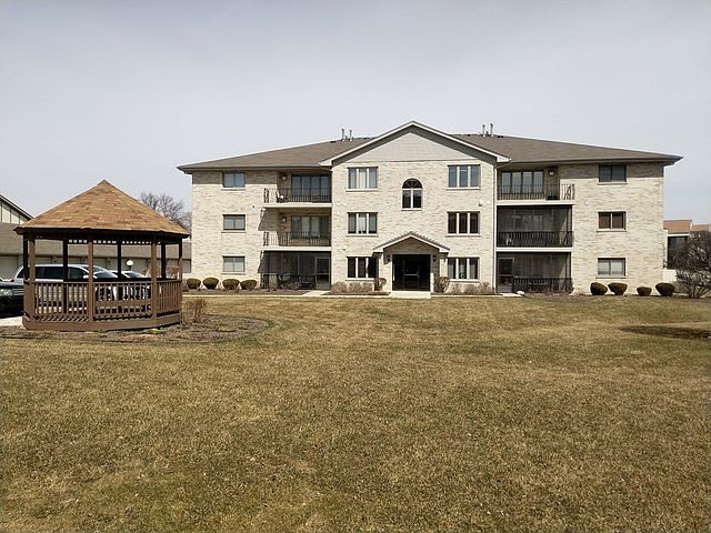 1st image of 6680 183rd St APT 1A