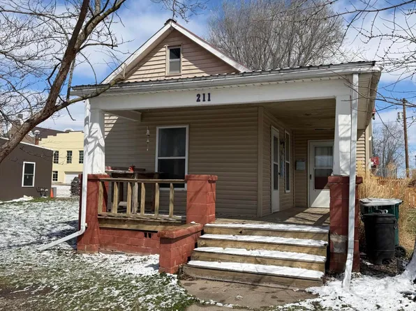 211 S Church St, Fayette, MO 65248