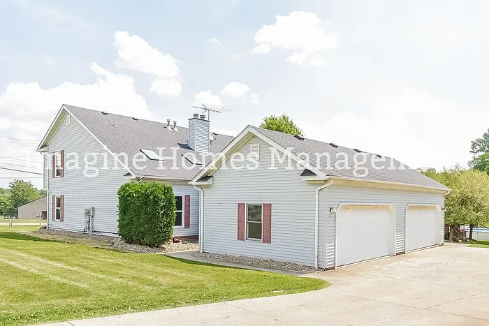 10686 Ravenna Rd #A — Photo 12