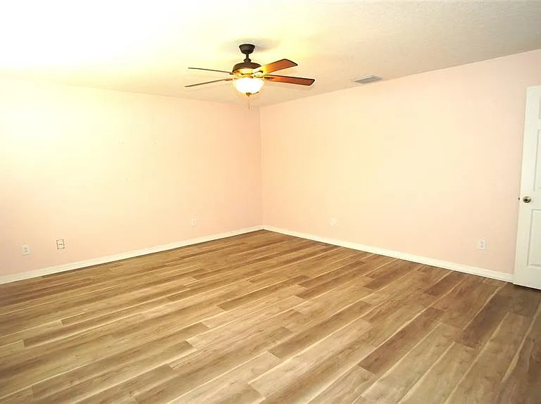 30950 Mandolin Cay Ave — Photo 5