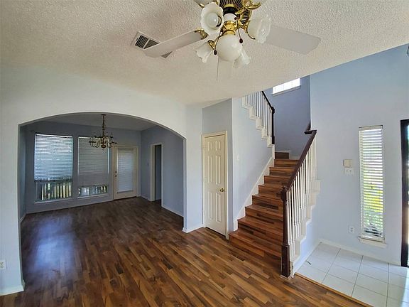4th image of 1933 Bachman Ct