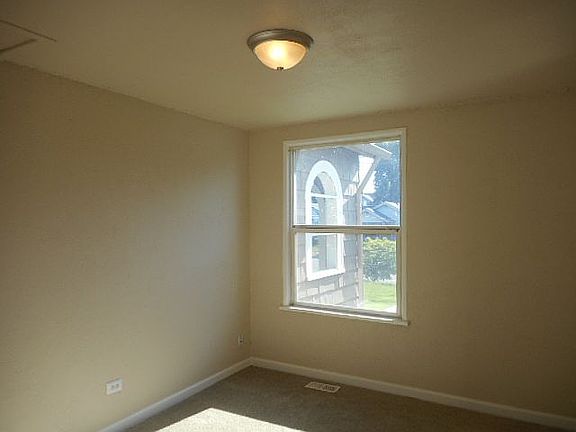 5th image of 5712 S Alaska St