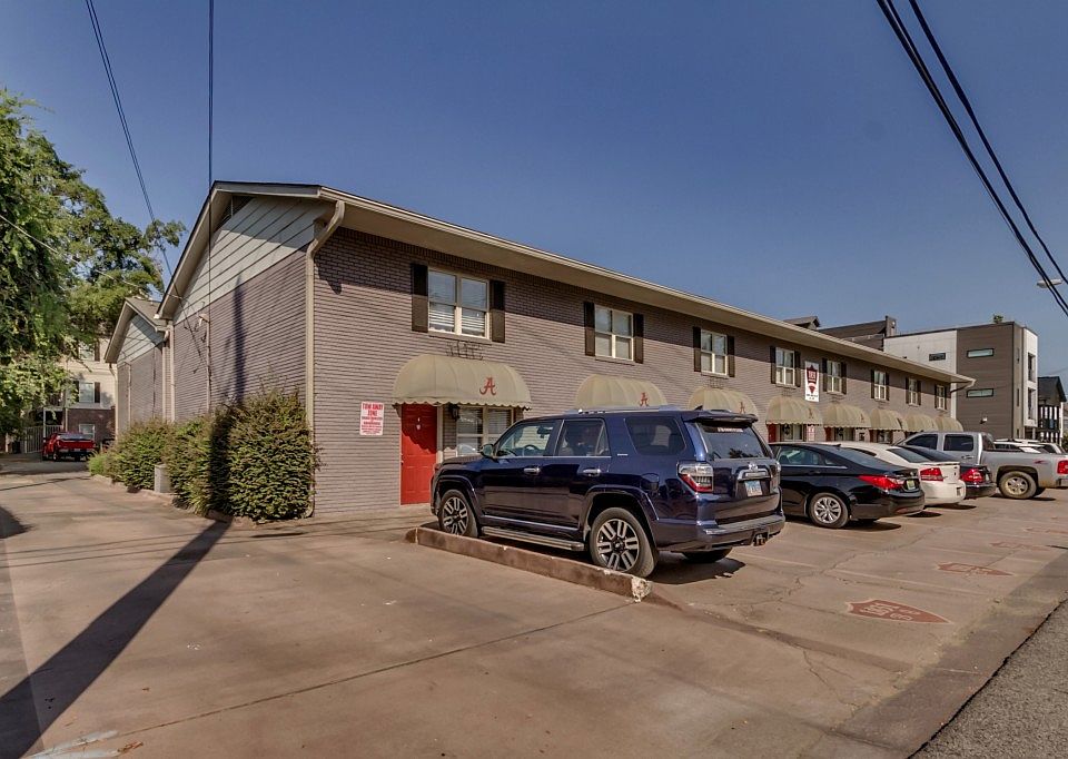 1st image of 1100 14th Ave APT A2