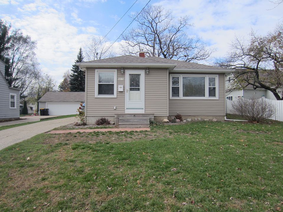 1st image of 3015 Harvest Ave SW