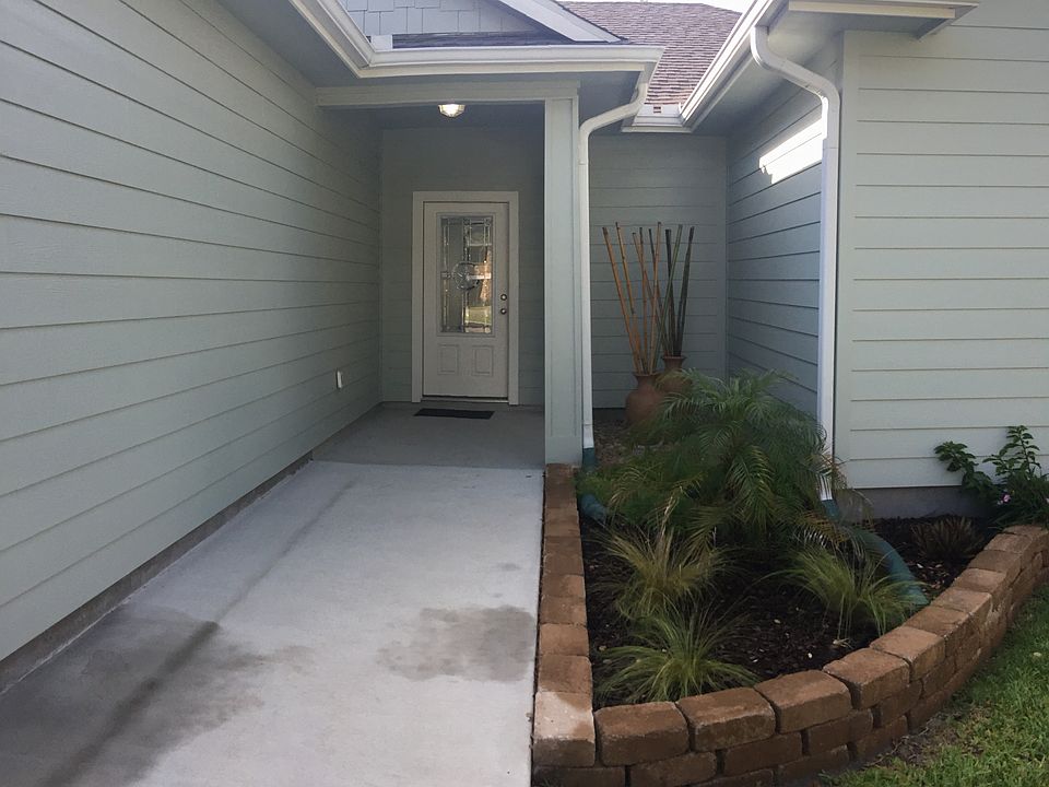 1st image of 2635 Encina Dr