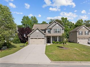 3634 Hayfield Ct, Thomasville, NC 27360