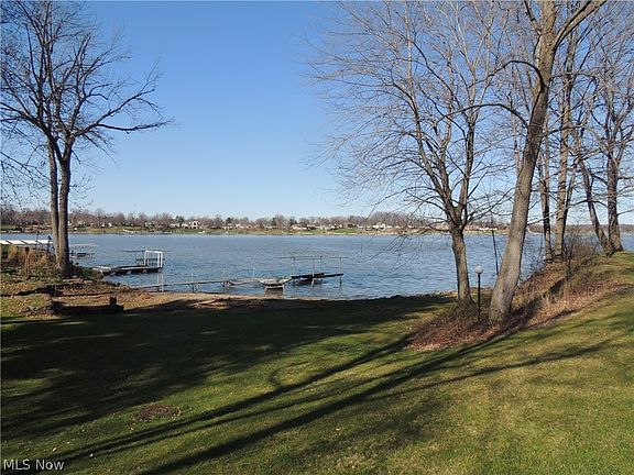 3rd image of 641 Driftwood Dr