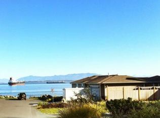 103 5th St, Anacortes, WA 98221
