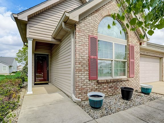 5th image of 1190 Creek Bend Dr