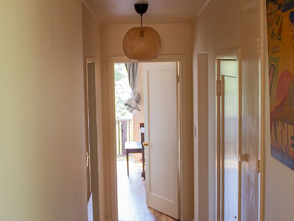 Hall way to room 1 & 2 and Bathroom